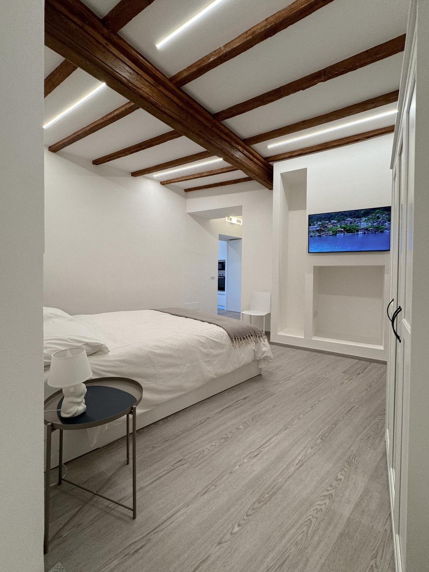 Belvedere 237B Lakeview Luxury Apartment Ghiffa Εξωτερικό φωτογραφία